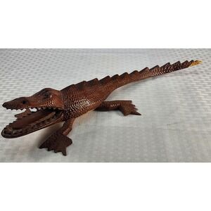 Vintage Large 17" Hand Carved  Alligator Crocodile Mango Wood Intricate Details